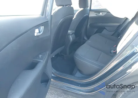 2020 Kia Forte Fe/Lxs z USA, uszkodzony, nr VIN 3KPF24AD3LE246033